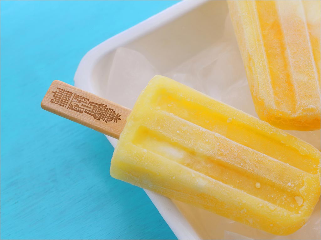 美國毛伊島雪糕冷飲店logo店面設(shè)計(jì)之雪糕棍設(shè)計(jì)